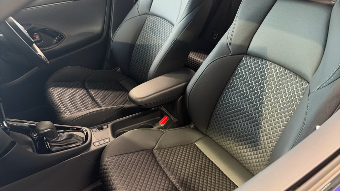 Mazda 2 Hybrid 1.5i Hybrid Homura 5dr CVT Hybrid Hatchback - Image 21